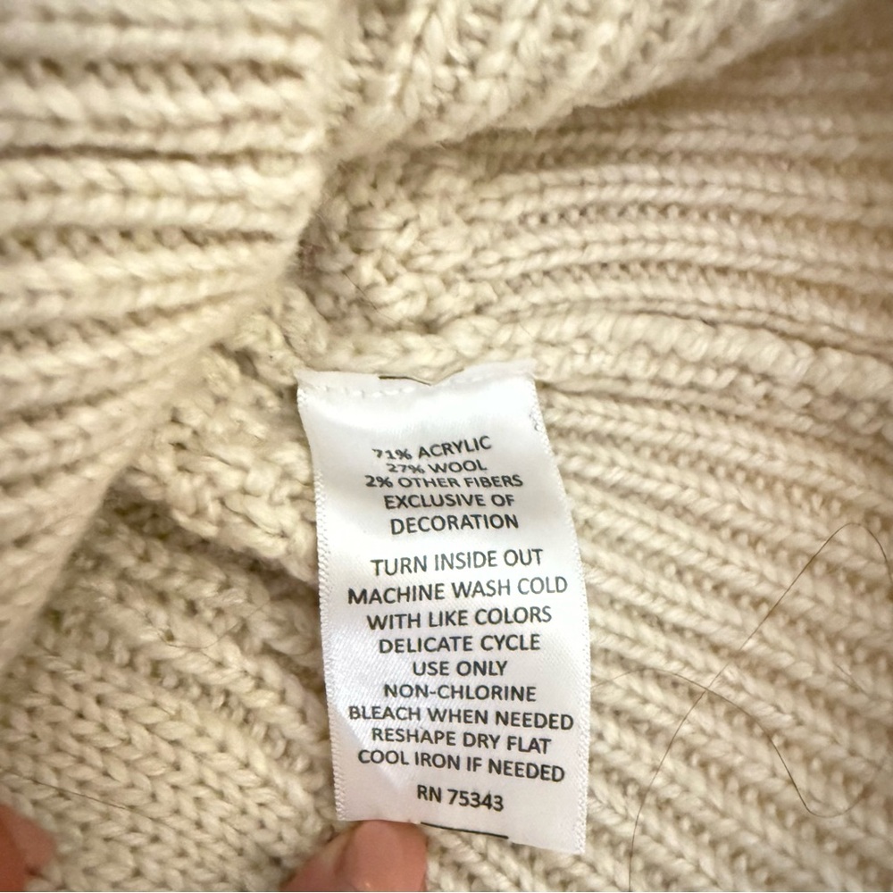 Fenn Wright Manson Cream Cable Knit Women's Cardigan Sweater - Picture 5 of 6